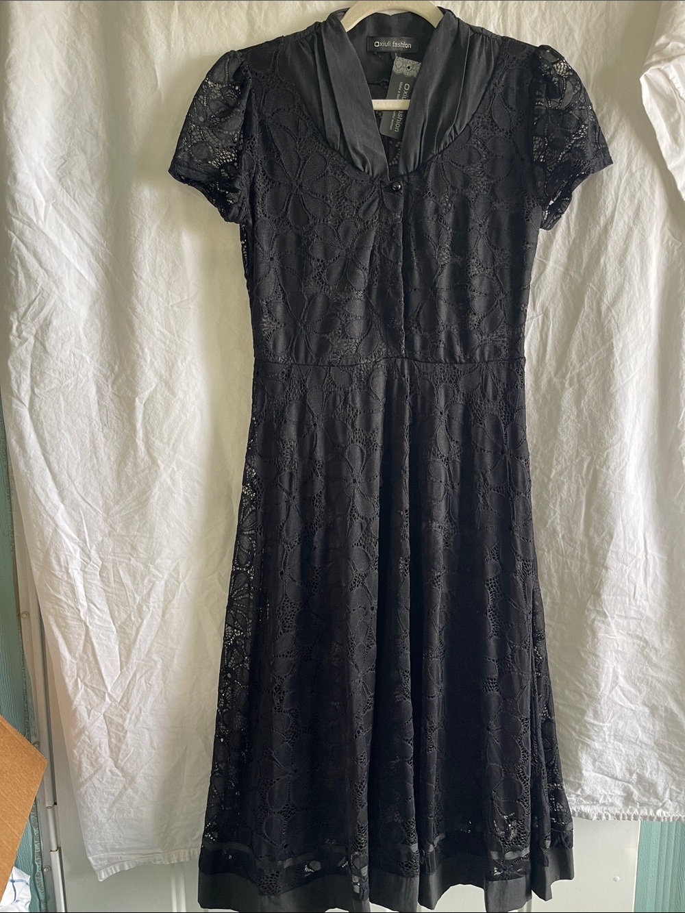 Black Lace Midi Dress NWT Size L